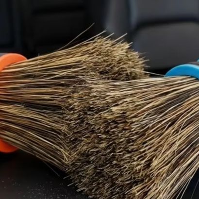 Dirt Brush Interior - Щетка для детальной очистки салона автомобиля,